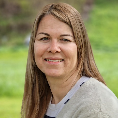 Isabelle Vallaster Isabelle Vallaster